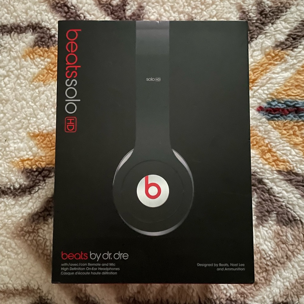 Beats by Dr. Dre Solo HD On-Eat Headphones